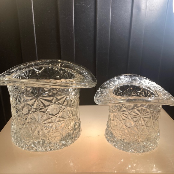 Fenton Top Hats Button's and Daisy's - Picture 6 of 8